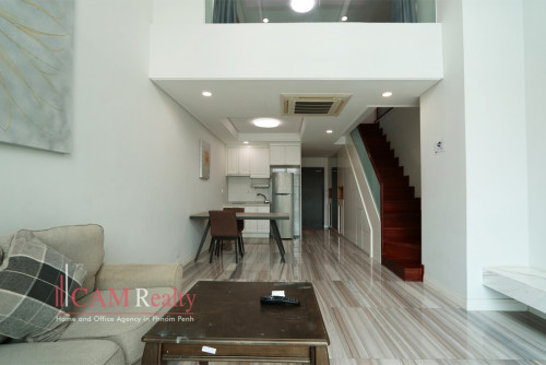 BKK1 area| 1 bedroom duplex serviced apartment for rent| Rooftop pool and gym