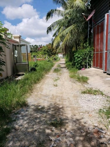 ដីលក់បន្ទាន់