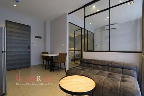 Tuol Kork area| 1 bedroom condominium for rent| Swimming pool and gym