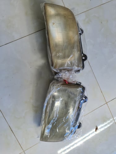 ចង្កៀង រថយន្ត sportage 1993 នូវស្អាត់ ស៊ីន100%