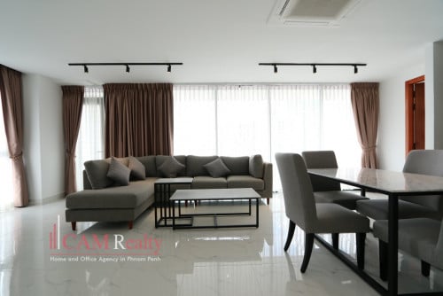 3 bedrooms serviced apartment for rent in BKK1