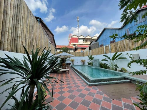 Fully furnished apartment one-bedrooms for rent at Bueng Tompun area, Phnom Penh