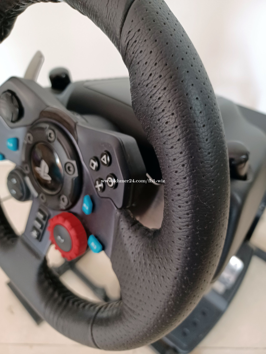 Logitech G29 Steering Wheel / Pedals / Shifter + Stand Price 325.00 in
