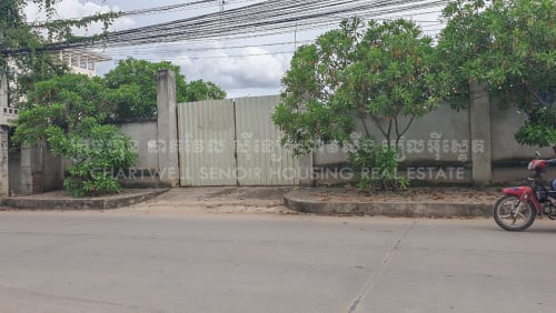 លក់បន្ទាន់ នៅសង្កាត់គោកឃ្លាង​ ខណ្ឌសែនសុខ​ ភ្នំពេញ​