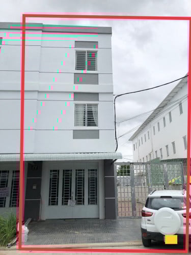 ផ្ទះនៅជិតព្រលានយន្តហោះថ្មី និង Aeon Mall3សល់ចំហៀងធំ បុរីពិភពថ្មីកួរស្រូវ២សម្រាប់លក់បន្ទាន់