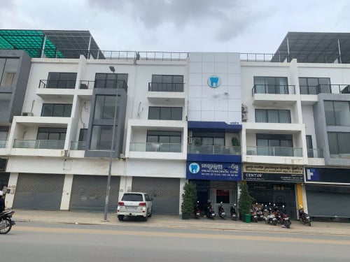 ផ្ទះល្វែងសម្រាប់ជួល​ ផ្លូវធំល្អបើកអាជីវកម្មងាយស្រួល, Flat for Rent, Property Code: VBRE00739