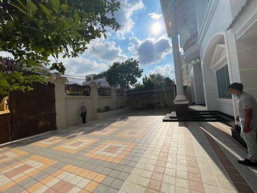 ផ្ទះវីឡាសម្រាប់ជួល ថ្មីស្អាត, Villa for Rent located in Boeng Kak2, Property Code: VBRE00703
