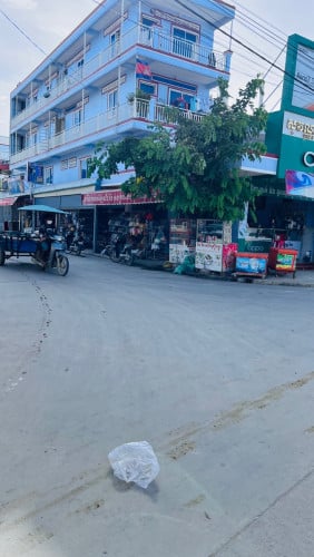 ដីលក់មិនបន្ទាន់