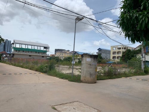 ដីសម្រាប់ជួលនៅសង្កាត់ទឹកថ្លាទំហំ50x70/Land for Rent/Property Code:VBRE00648