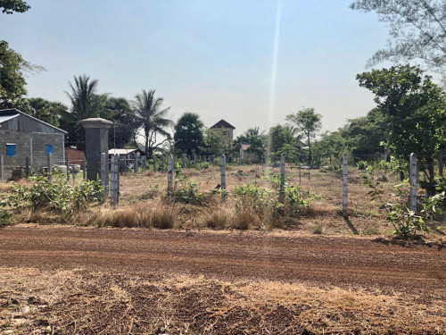 ដីក្នុងក្រុងកំពង់ឆ្នាំង