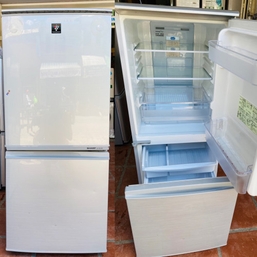 Fridge for sell 1.2m Price 130.00 in Phnom Penh, Cambodia Tang