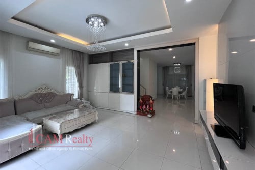 AEON Mall Sen Sok City| 4 bedrooms twin villa in gated community for rent