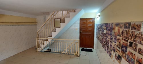 លក់ផ្ទះល្វែង២ជាន់ ជាបន្ទាន់