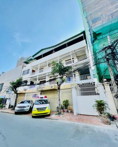 Commercial Building For Rent Near Independent Monument, 18x15m, 03 Floors, 5,500$/m