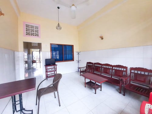 Doun Penh area | Spacious fully furnished 1 bedroom for rent nearby Phsar Kandal, Riverside