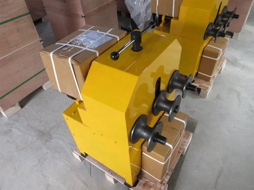 ម៉ាស៊ីនពត់ដែក