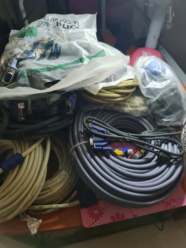 ខ្សែ VGA 40m = 20$