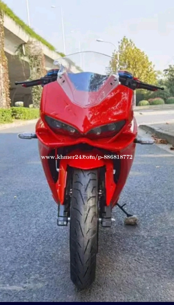Electric racing motorbike ( new Naver used ) Price 4500.00 in Phnom
