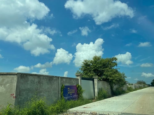 ដី និងផ្ទះចំការសម្រាប់ជួលជិត AEON 3