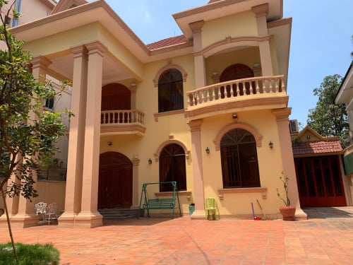 ផ្ទះវីឡាសម្រាប់ជួល ទីតាំងនៅសង្កាត់ផ្សារដើមថ្កូវ, Villa for Rent, Property Code: VBRE00580