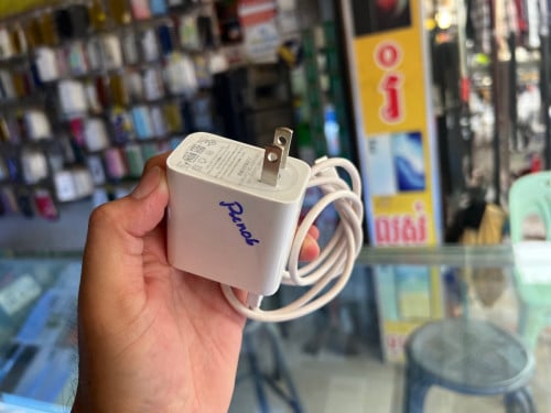 ឆ្នាំងសាកសុីន Oppo 30W. មួយទឹកនៅស្អាត .