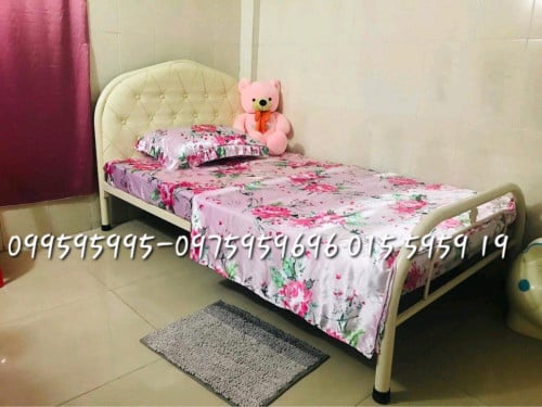 ឈុតគ្រែដែកក្បាលពូកដូចរូប