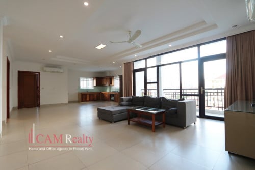 Russian market| Spacious 3 bedrooms serviced apartment for rent