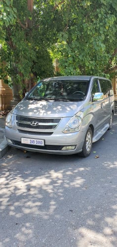 Minivan for rent