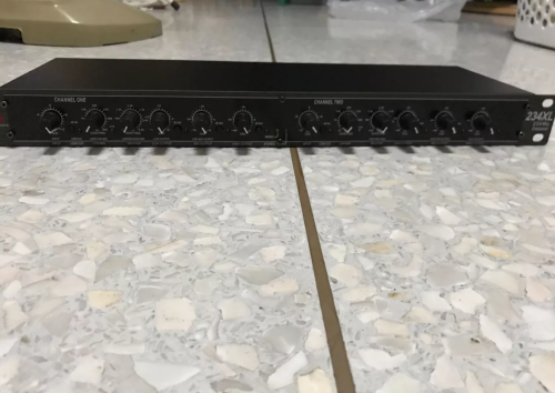 DBX 234XL cross-over ប្រពន្ធ័ច្រោះសំលេង សំរាប់ Professional Sound