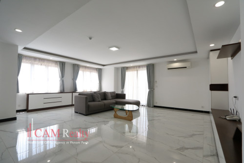 3 bedrooms serviced duplex penthouse apartment for rent in Daun Penh area – Phnom Penh.
