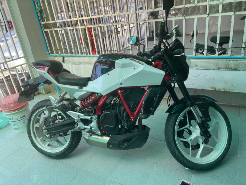 ម៉ូតូលក់បន្ទាន់