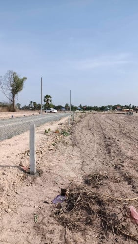 ដីឈូកឆាយរួចហេីយស្អាត​ លក់ទីតាំងល្អសម្រាប់សង់រោងចក្រនៅអង្គស្នួល​ តម្លៃ3​0$/m2 ចរចា