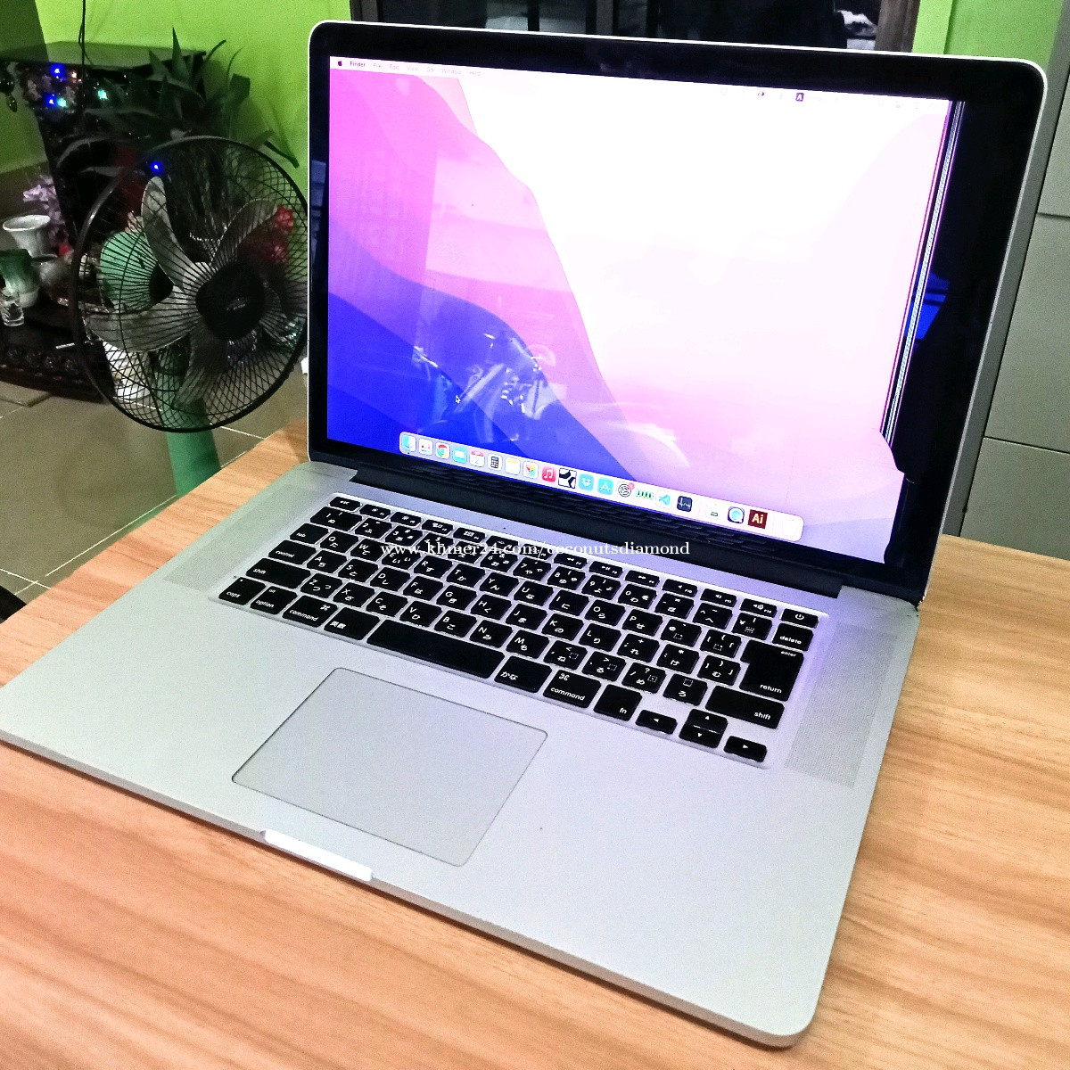 Macbook Pro 2015-Mid 15inch Core i7 RAM16GB Price $449.00 in Phnom