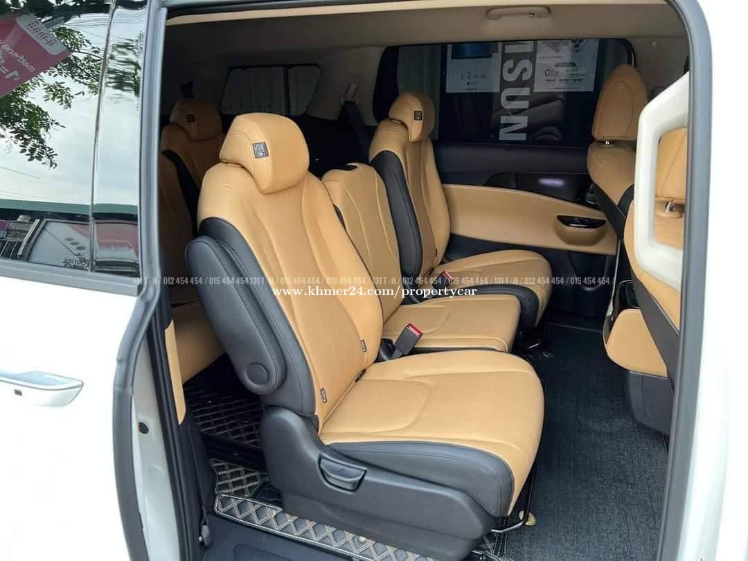 Kia Carnival 2021 / Petrol / 3.0 L / Preowned car in Phnom Penh