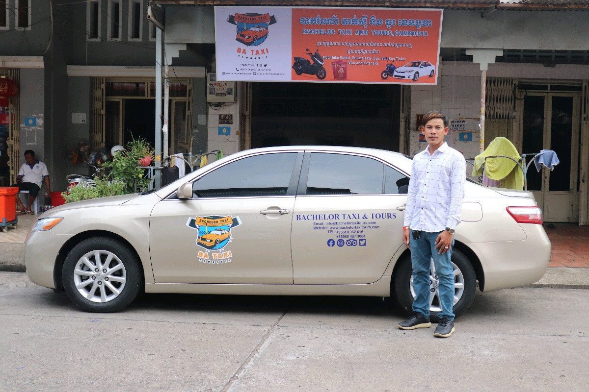 Car for rent with driver 50/1 day Price 50.00 in Phnom Penh, Cambodia