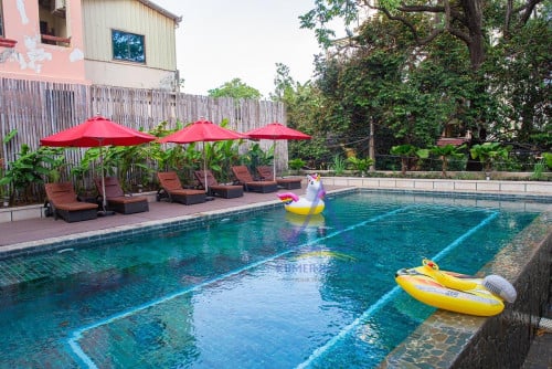 Doun Penh area | Serviced apartment with gym and pool for rent nearby Wat Phnom