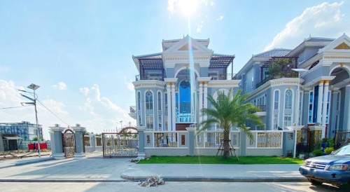 Corner Imperial Villa for sale at Borey Vimean PhnomPenh598
