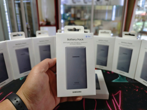 Battery Pack ហ្សុិន Samsung 10000mAh ថ្មី១០០%