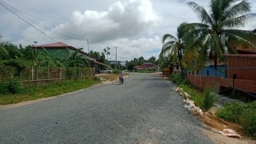 Land for sale ដីកែងលក់ ១៤៧០ម៉ែត្រការេ (ក្បាល ៤៥ម៉ែត្រ ជំរៅ ៣០ម៉ែត្រ) នៅ សមុទ្ររាម កំពង់សោម