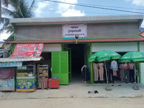 ផ្ទះជួលលក់ខាត មានបន្ទប់២២ ពីជាន់