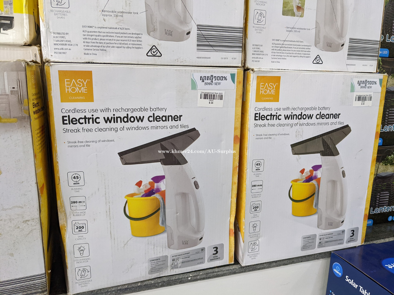 Electric window cleaner Price 25.00 in Phnom Penh, Cambodia AU