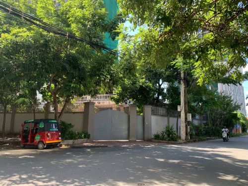 Villa for Rent,ផ្ទះវិឡាសម្រាប់ជួល នៅទួលគោក(ដីធំទូលាយ អាចបើកអាជីវកម្មបានល្អ),Property Code: VBRE00805