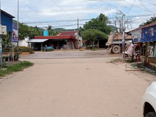 ដីលក់នៅកែប