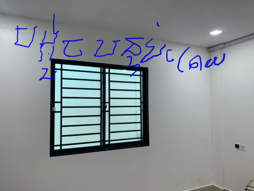 ផ្ទះល្វែងលក់បន្ទាន់នៅក្រុងសៀមរាប (ប្លង់រឹង)