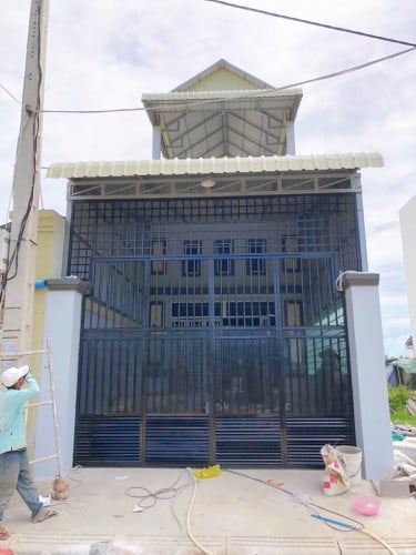 ផ្ទះលក់. ទីតាំងនៅជិតក្រសួងដែនដីថ្មី   ហ្គ្រេនភ្នំពេញ