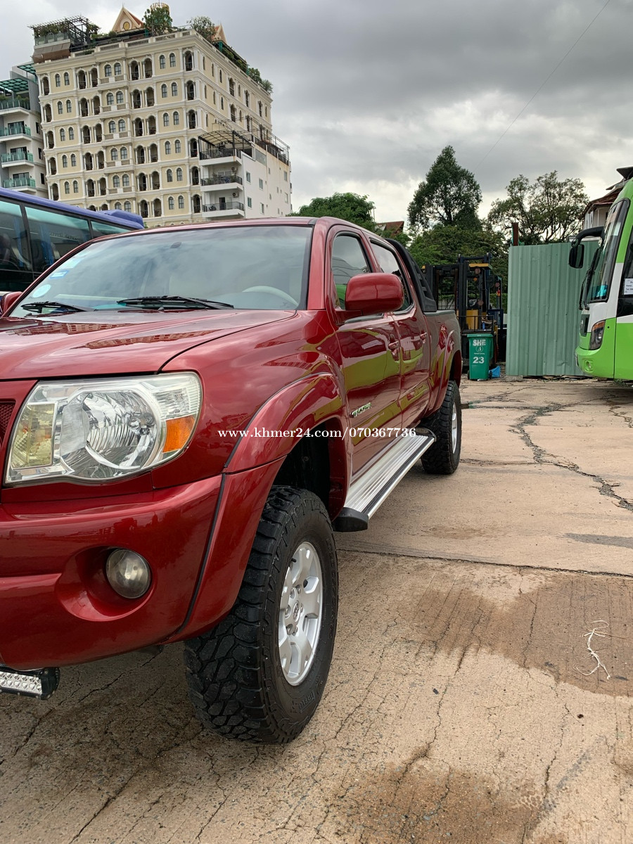Toyota 20005 in Phnom Penh, Cambodia on