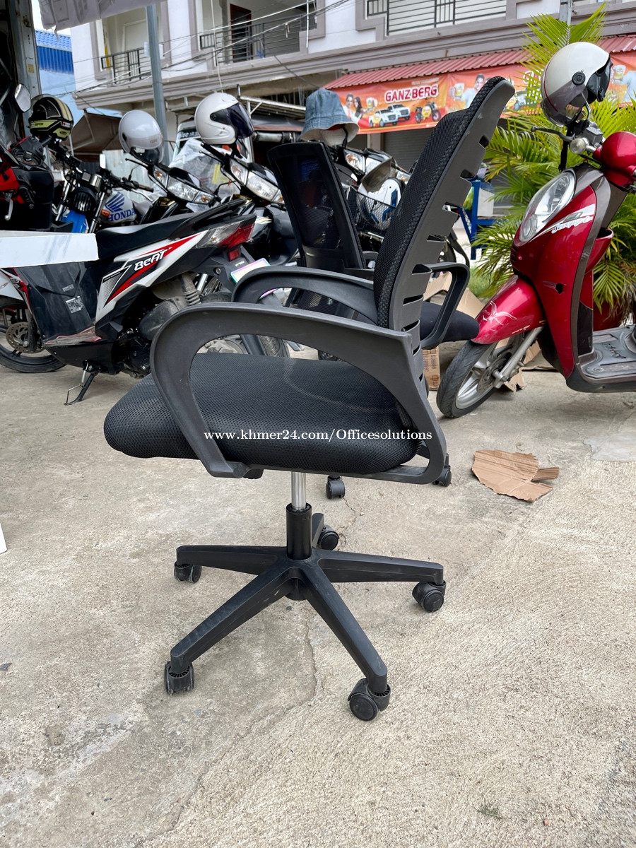 Office chair (new in box📦 ) in Phnom Penh, Cambodia on