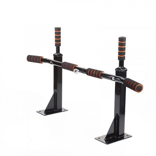 Pull up Bar in Phnom Penh, Cambodia on