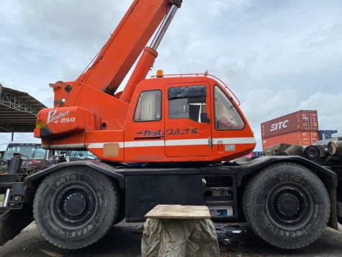 Crane for sell
