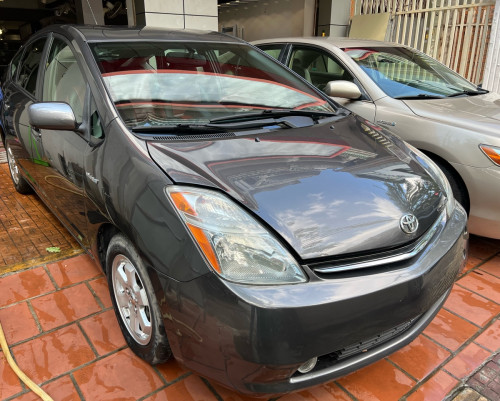 TOYOTA PRIUS 2007 FULL OPTION In Phnom Penh Cambodia On Khmer24